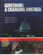 GOVERNING A CHANGING AMERICA   1984年  PDF电子版封面    SUSAN A.MACMANUS  CHARLES S.BU 
