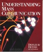 UNDERSTANDING MASS COMMUNICATION  A LIBERAL ARTS PERSPECTIVE  FIFTH EDITION   1994年  PDF电子版封面    MELVIN L.DEFLEUR  EVERETTE E.D 