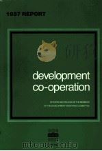 DEEVELOPMENT CO-OPERATION   1988  PDF电子版封面  926413042X   